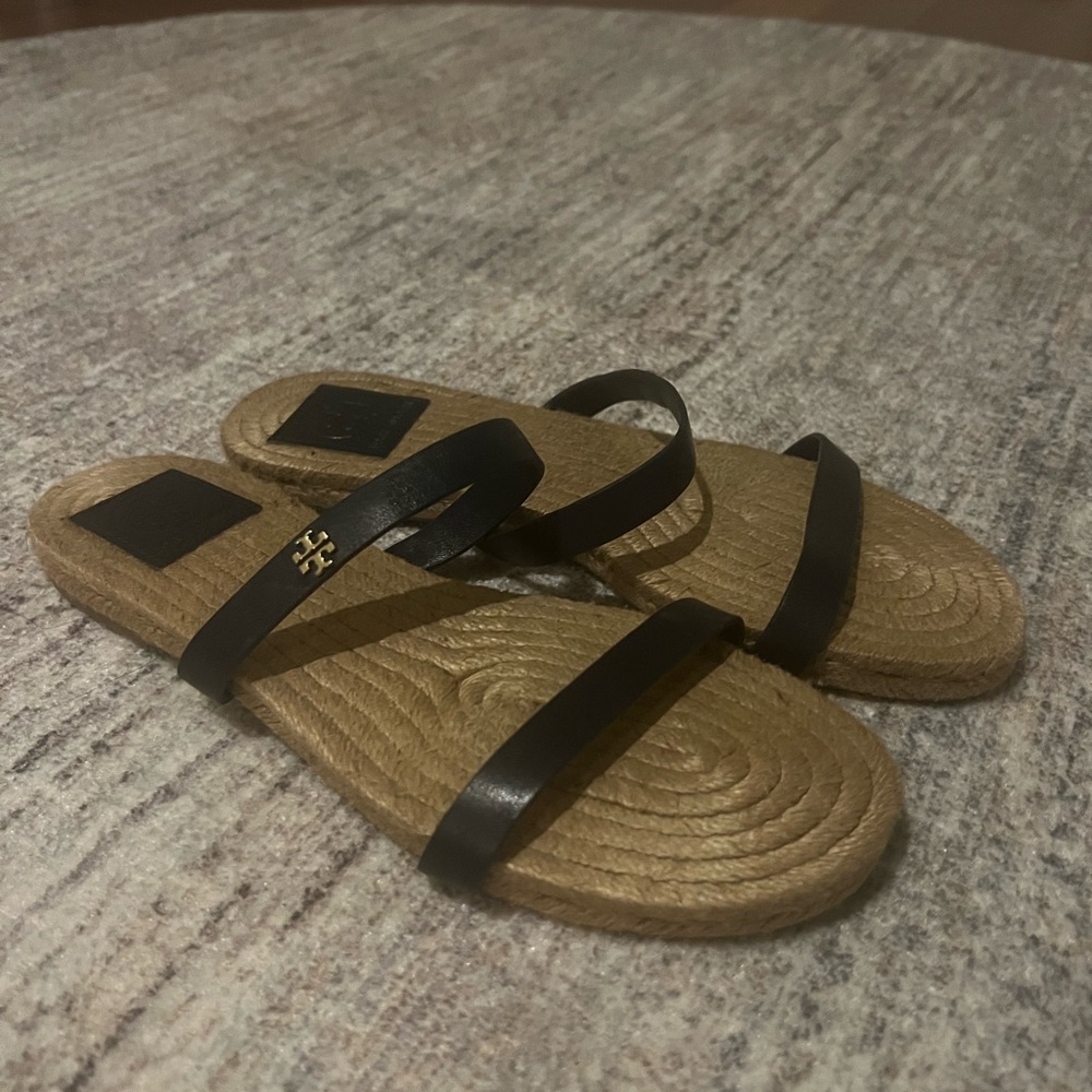 Tory Burch Sandal Worn Twice. Flat straw sandal with blue leather straps.
